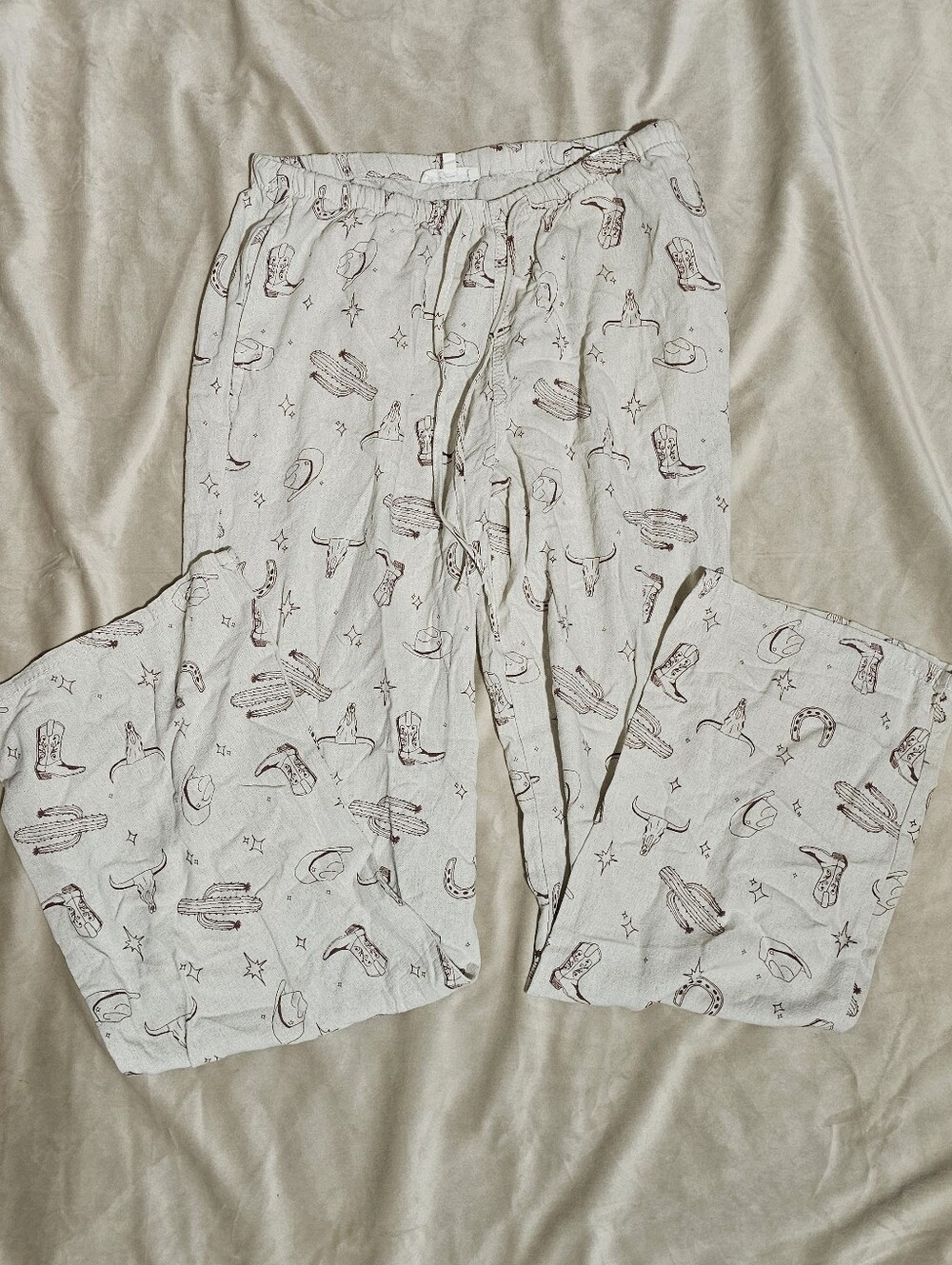 Cati 1850 Women's Cream Wide-Leg Pants with Brown Cowboy Print - M